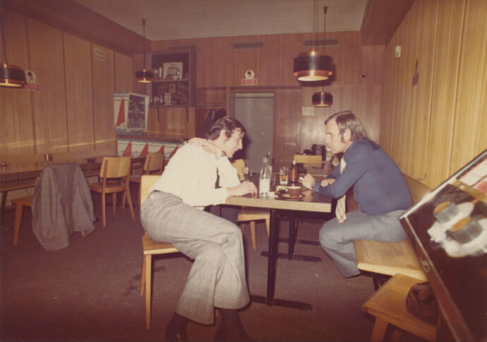 e37cf46ae42a091d5cef32d5b72c13e3b8e4b793