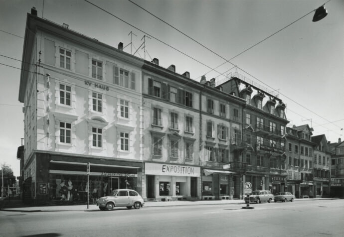 9bf0d7067fe164d8d0197e8f8a141c670f7bd638