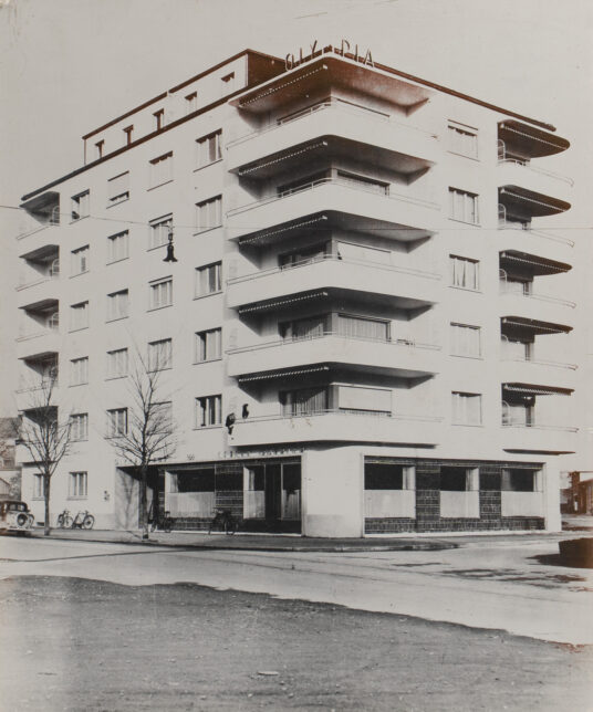 ef2f3552c9c93f4a99fc6382f6bd52adbc9e04e3